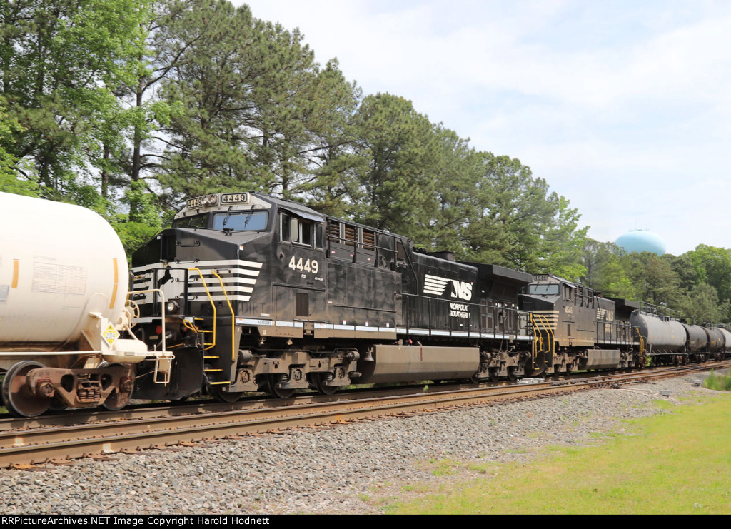 NS 4449 & 4546 are DPU's on train 350